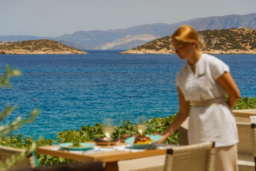 MinosPalaceResort_team